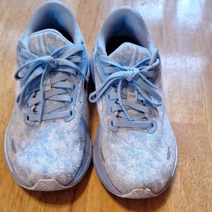 Brooks Tennis Shoes